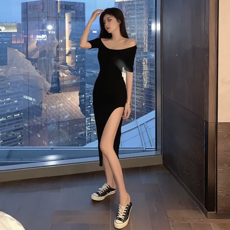 短袖连衣裙女装性感开叉夏季2025超火包臀显瘦新款修身连身长裙子