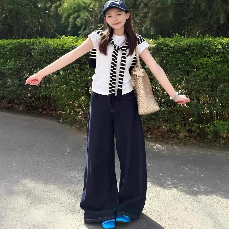 2025超火韩系高级感又酷又飒条纹披肩短袖T恤女阔腿牛仔裤两件套