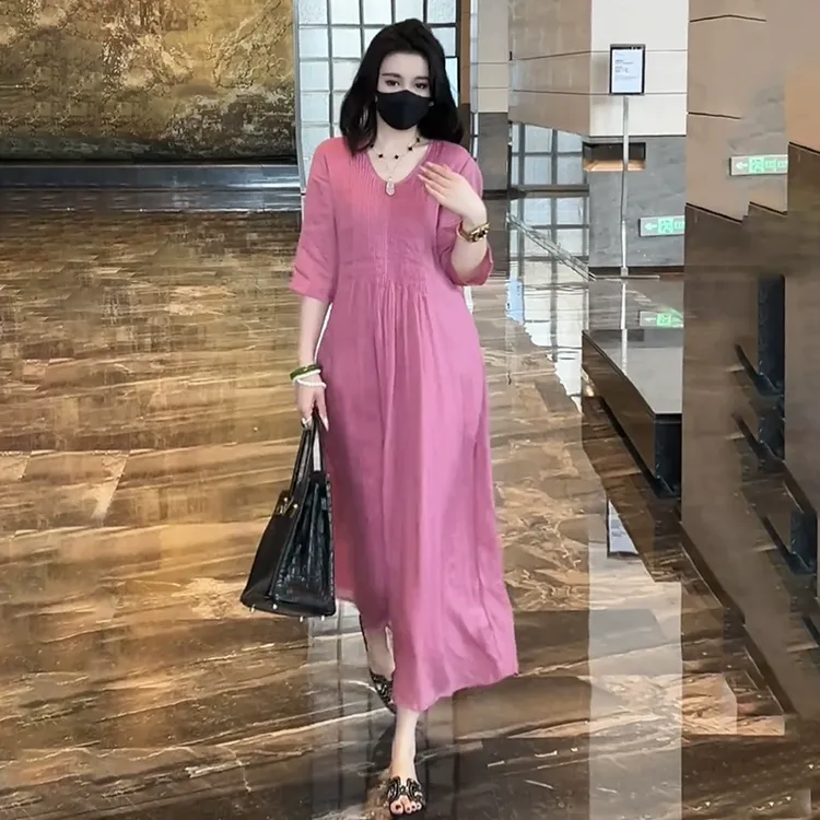 气质轻奢高档仙女连衣裙2025夏季新款时尚宽松圆领设计感纯色长裙