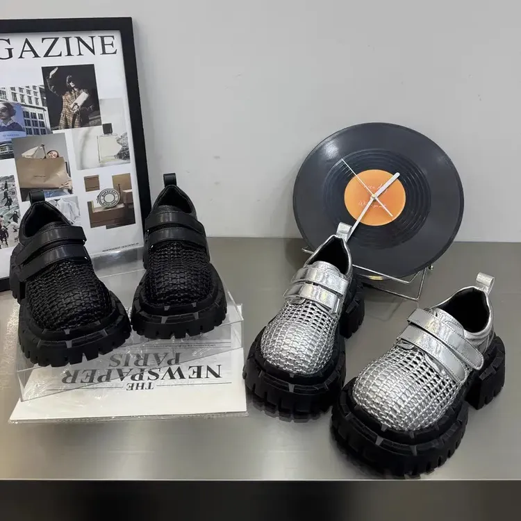 2025春夏新款编织网面厚底松糕大头镂空编织瓢鞋乐福鞋街头风女鞋