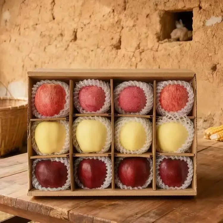 （三拼组合）花牛富士黄元帅苹果