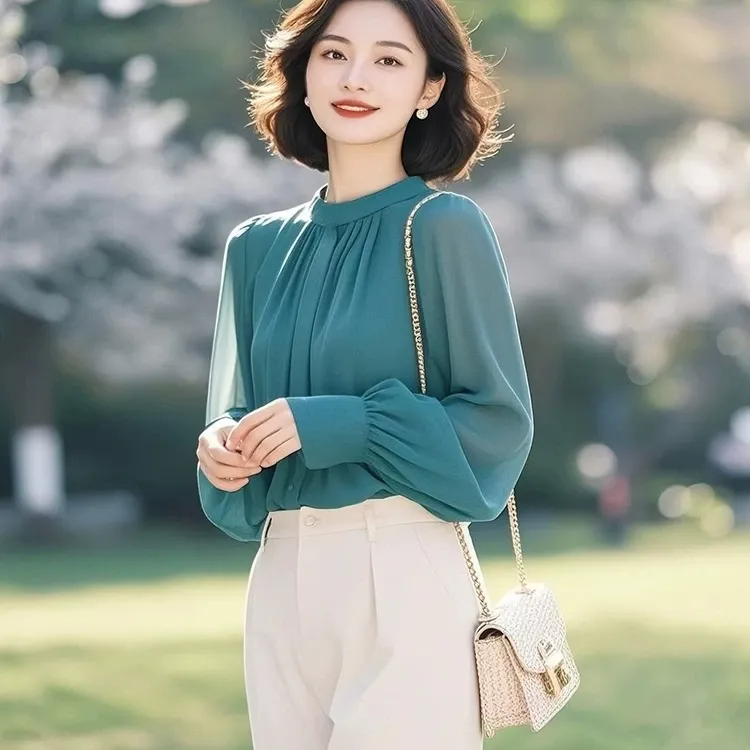 小个子轻奢设计感小众高级超好看法式绿色衬衫女款2025年新款春装