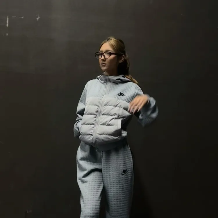 秋冬新款羽绒连帽拼接外套休闲套装