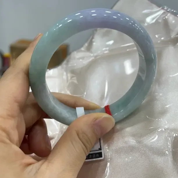 天然缅甸a货手镯春彩60-61圈口