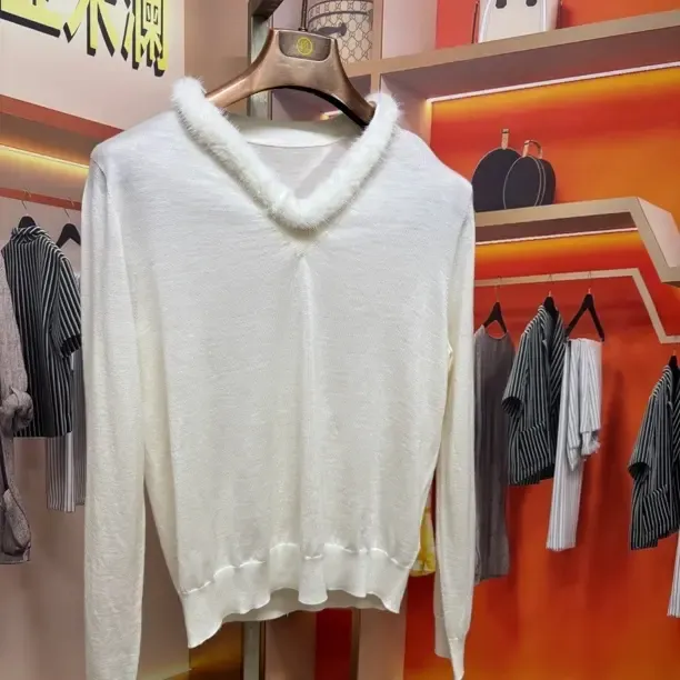 V领针织衫女秋冬新款韩版宽松百搭内搭显瘦气质淑女打底上衣