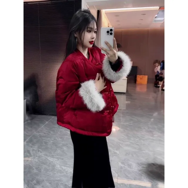 新年款红色显白新中式国风盘扣棉服女2024年冬季新款百搭保暖棉衣
