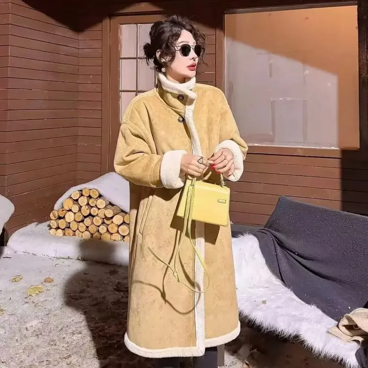 【董咚咚】大码女生秋冬加厚保暖纯色长款轻奢风外套