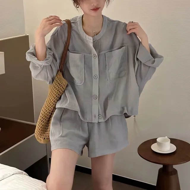 夏季新圆领宽松休闲韩版长袖防晒衫短裤套装女减龄显瘦两件套洋气