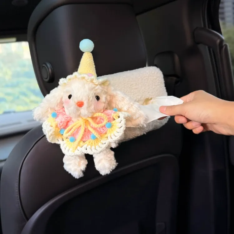 2024款兔子玩偶汽车抽纸盒头枕后排纸巾袋车内座椅可爱公仔高级女