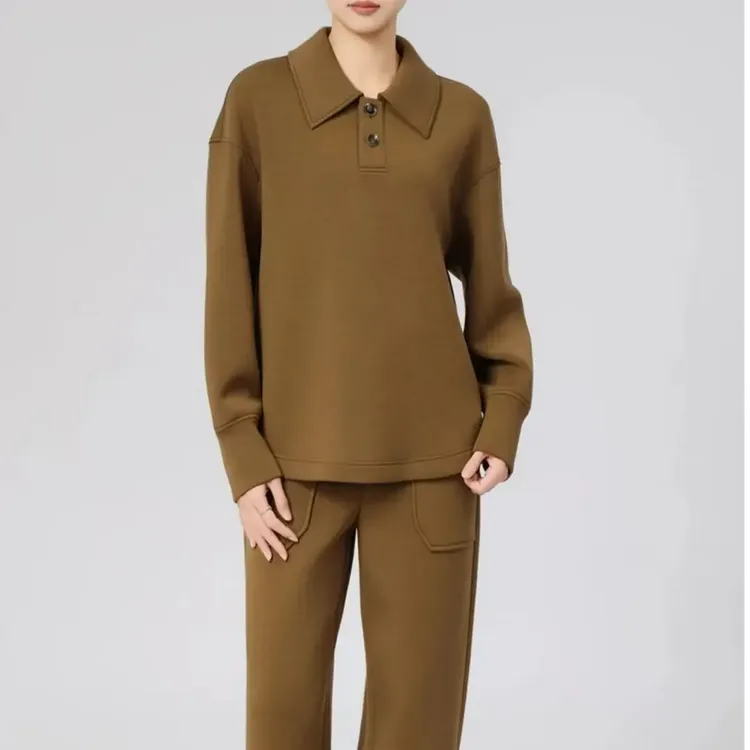 AMASS/阿玛施530015早秋新款质感减龄宽松套头翻领百简约减龄女士