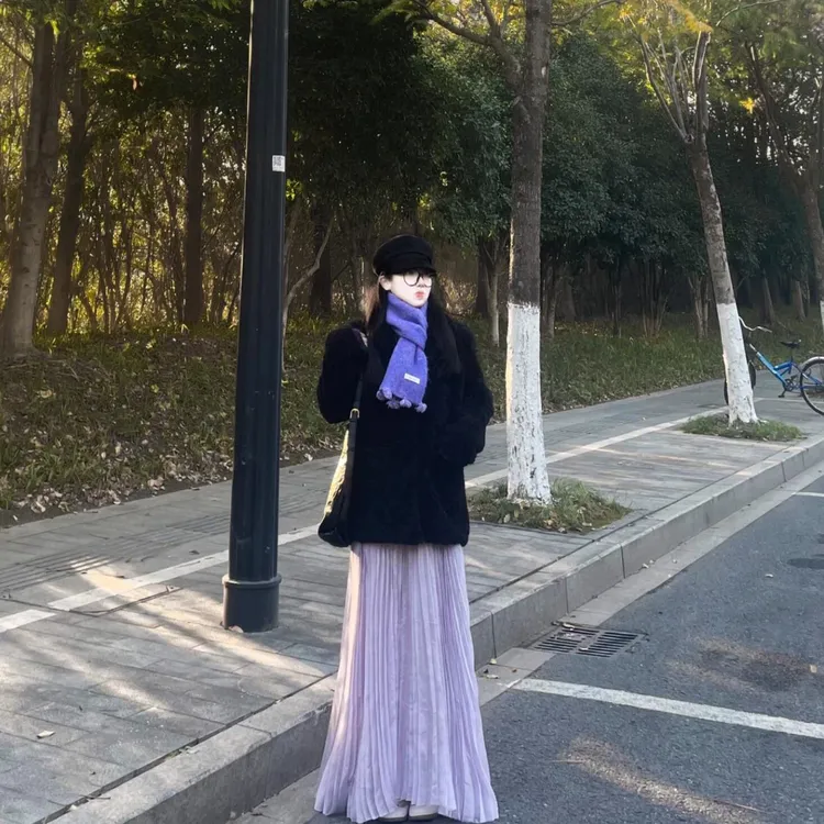 翻领羊羔毛外套女冬百搭毛衣V领针织衫上衣+a字压褶肌理感长裙女