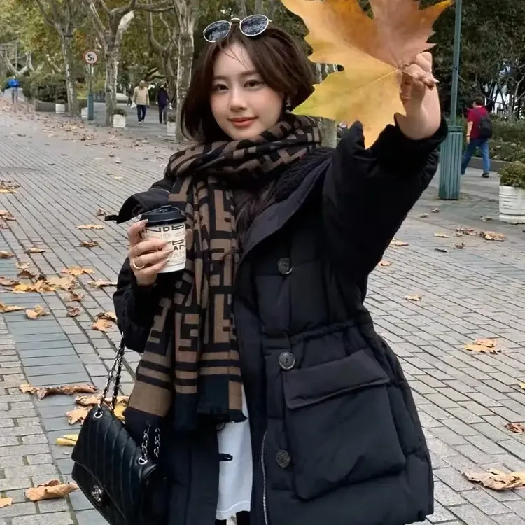 冬季新款韩版大翻领加厚收腰宽松百搭外套