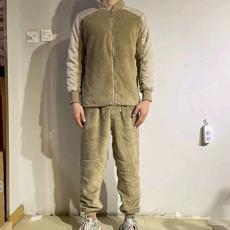 保暖秋冬时尚轻质户外抗静电休闲舒适高寒区边防珊瑚绒衣裤套装