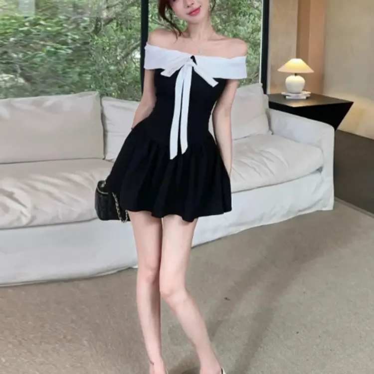 法式一字肩撞色蝴蝶结收腰显瘦百搭A字秋季女士短裙