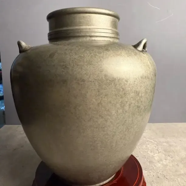 素面大号锡罐，皮壳老辣，包浆浑厚，储茶佳选