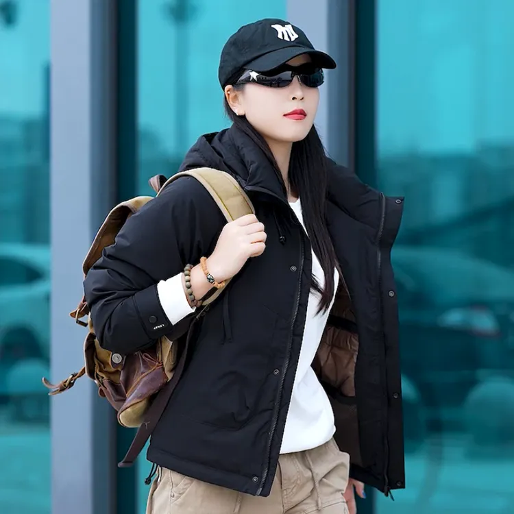 冬季厚款连帽男女同款羽服宽松保暖外套防风防水户外防寒服908