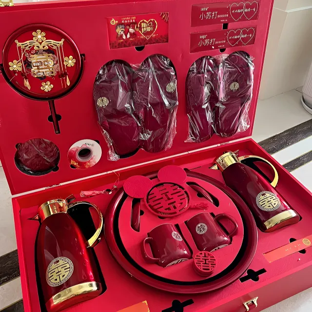 菲寻结婚陪嫁物品女方全套装娘家高档婚礼婚庆用品红色行李箱嫁妆
