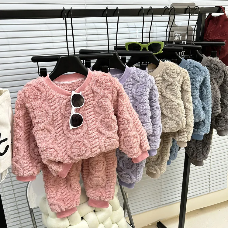 儿童法兰绒睡衣套装男女童加厚保暖家居服宝宝加绒衣服