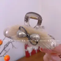 新款毛毛蝴蝶结中号抓夹气质百搭时尚简约后脑勺发夹鲨鱼夹发饰