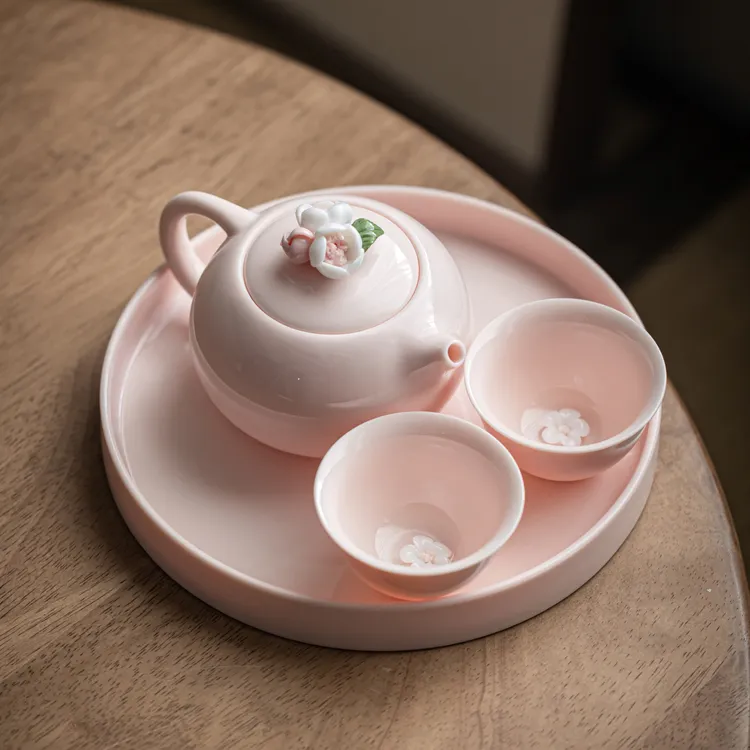 粉泥拈花西施一壶二杯带陶瓷茶具盘