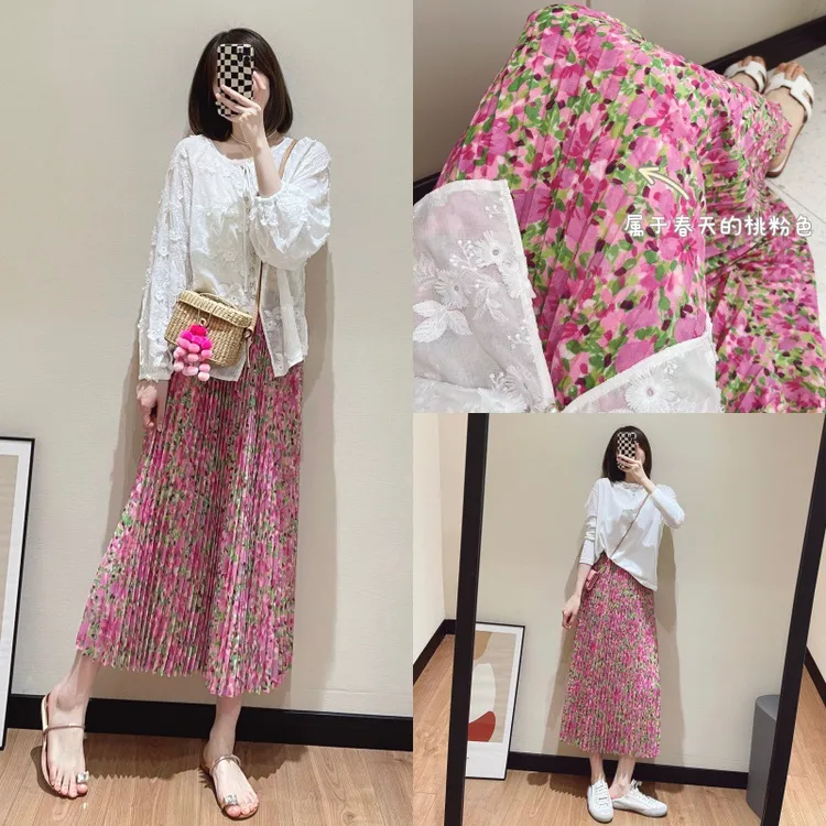 2025春夏甜美桃花粉垂坠顺滑粉色碎花百褶裙松紧高腰半身裙中长裙
