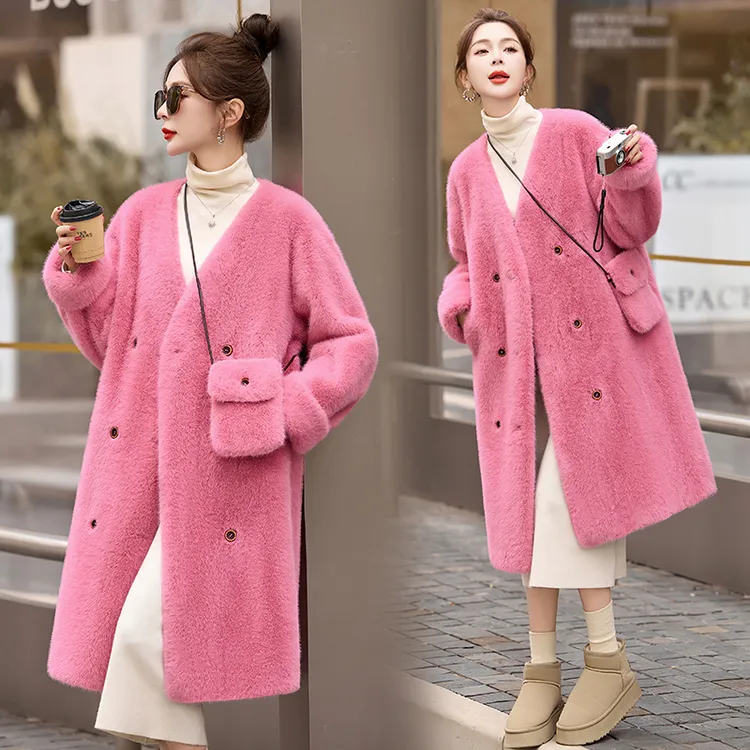 韩系高级感V领加厚中长款外套女2024冬季新款配包包皮毛一体上衣