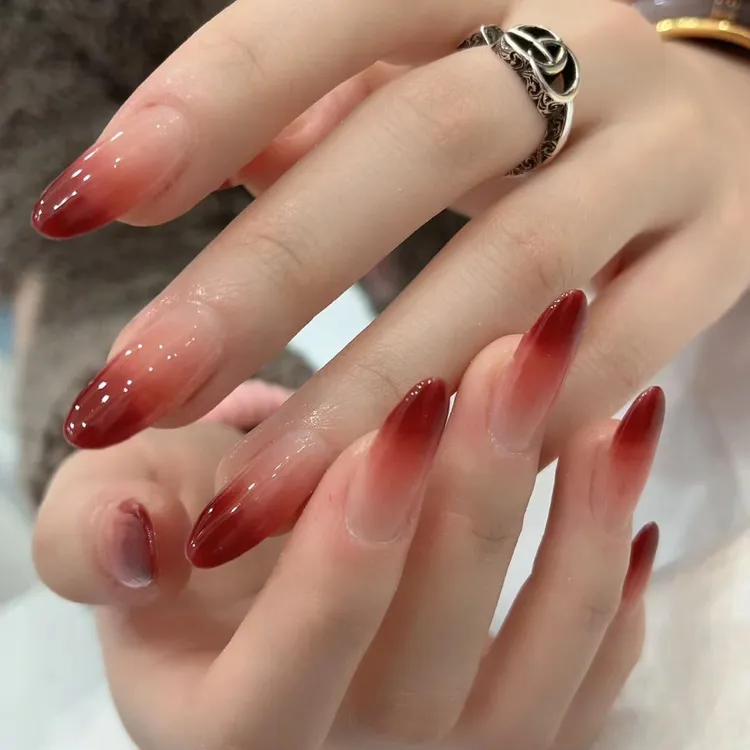 【浆果红茶】长椭圆纯欲华妃摸脸渐变美甲贴片手穿戴甲简约指甲贴