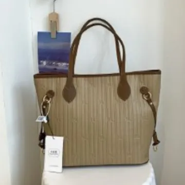 卡乐熊女包优质时尚流行高级感手提包内部加层超大容量托特包包