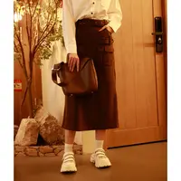 西町村屋直筒裙女2023冬设计感咖色针织呢料长款半身裙AD8903003