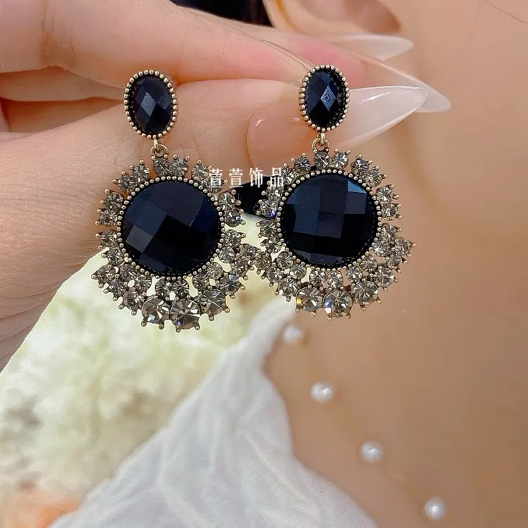 铜合金耳饰 轻奢气质时尚百搭复古黑色高级感耳环0174