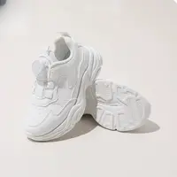 29001开学小白运动鞋新款时尚百防滑搭运动鞋老爹鞋
