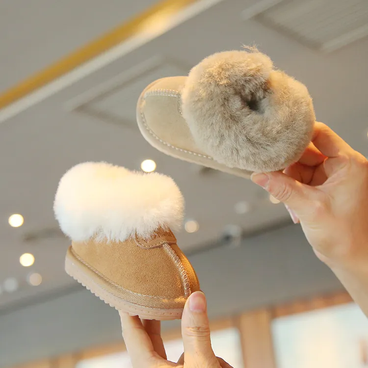 冬季女宝宝棉鞋男1一3岁小童雪地靴加绒加厚保暖防滑软底婴儿鞋子