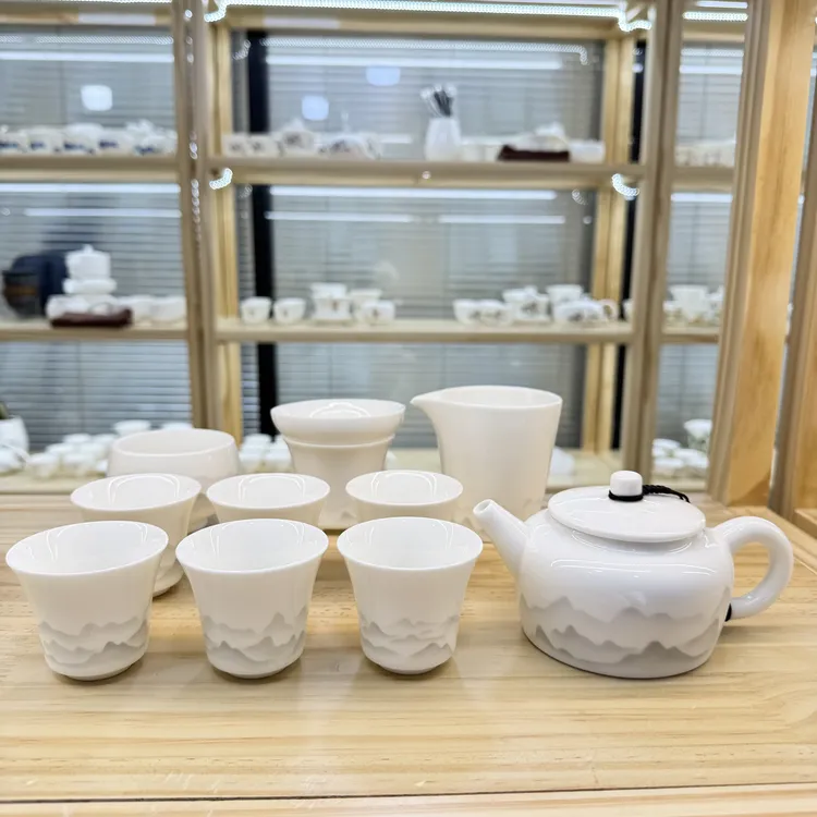 悬停远山德钟壶款11件套  羊脂玉白瓷功夫茶具套装  安全泡沫包装