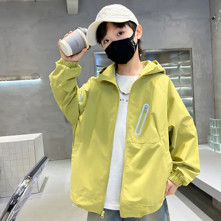 中大童6-15岁男童外套秋装大儿童户外秋季连帽风衣夹克春秋冲锋衣