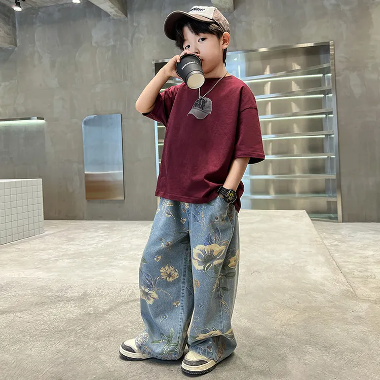 韩版夏季纯色男童中大童2025炸街潮牌男童装短袖T恤花牛仔裤套装