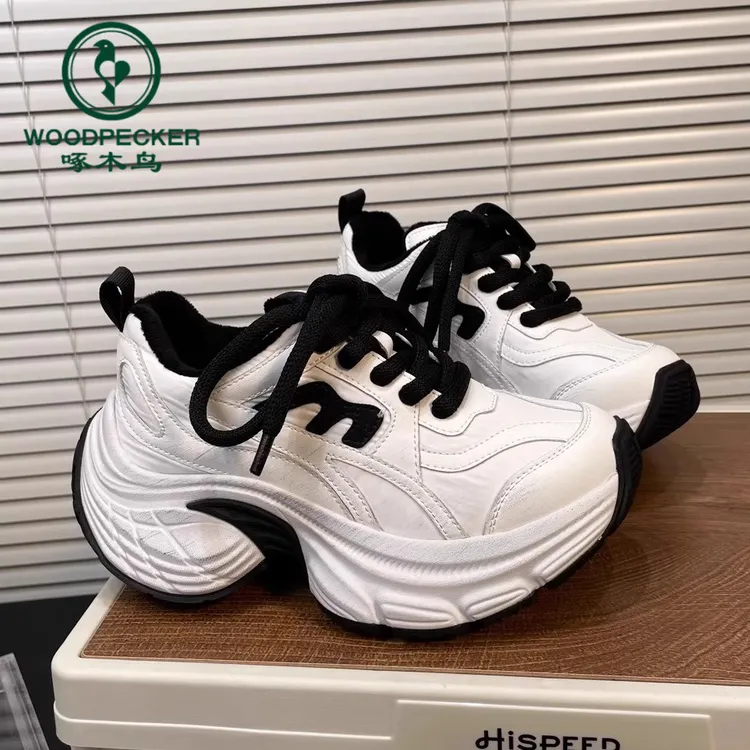 啄木鸟巴黎做旧脏脏鞋女士老爹鞋2025新款加绒棉鞋增高休闲运动鞋