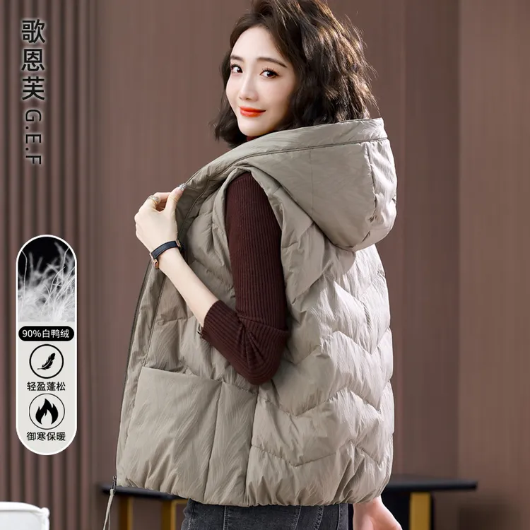 羽绒马甲女秋冬季外穿2025年新款大码轻薄白鸭绒洋气妈妈羽绒背心