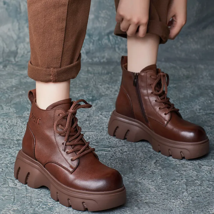 2025秋冬新款英伦风手工圆头牛皮厚底马丁靴女侧拉链短靴高帮单靴