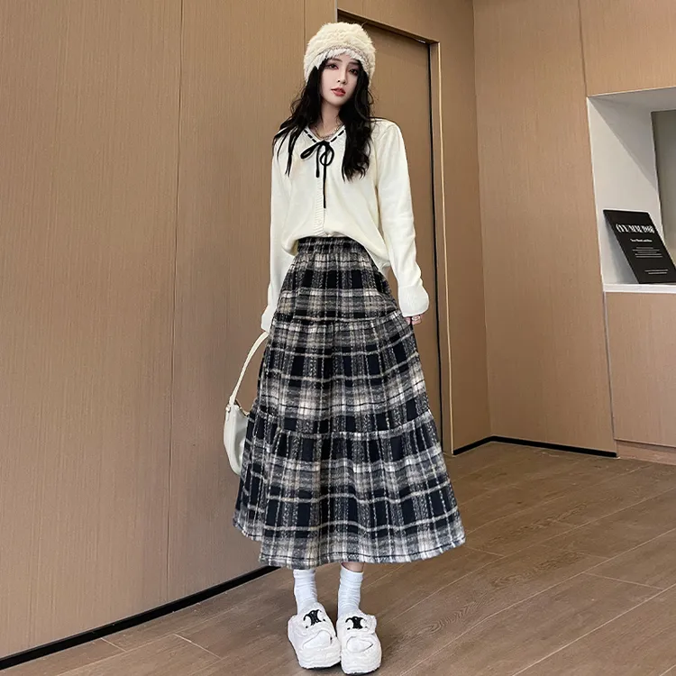 红色格子休闲半身裙女秋冬季2025新款高腰A字中长裙圣诞蛋糕裙子