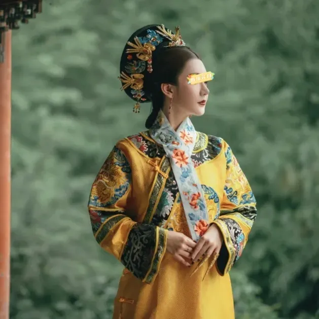 古董衣清宫贵妃装旗服古装清朝满族服装故宫怀旧格格中国风女装