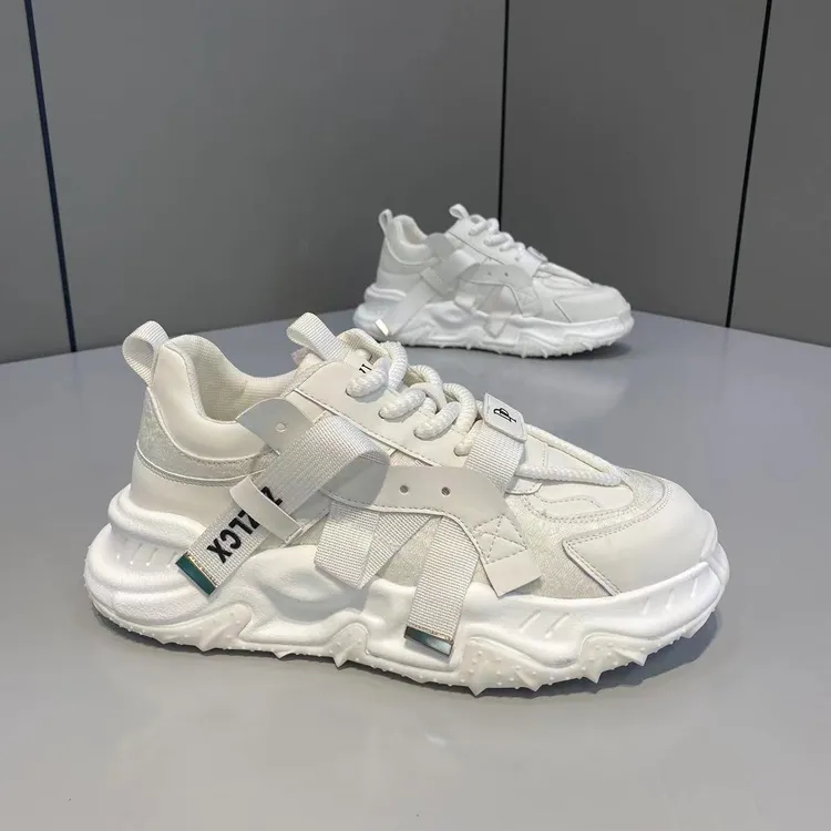 哲家-2024新品设计师款时尚透气潮流厚底男士老爹鞋XL2601