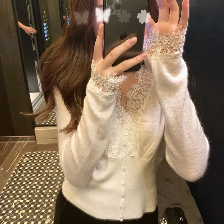 2025新款白色蕾丝V领百搭甜美打底衫秋冬针织上衣女9840