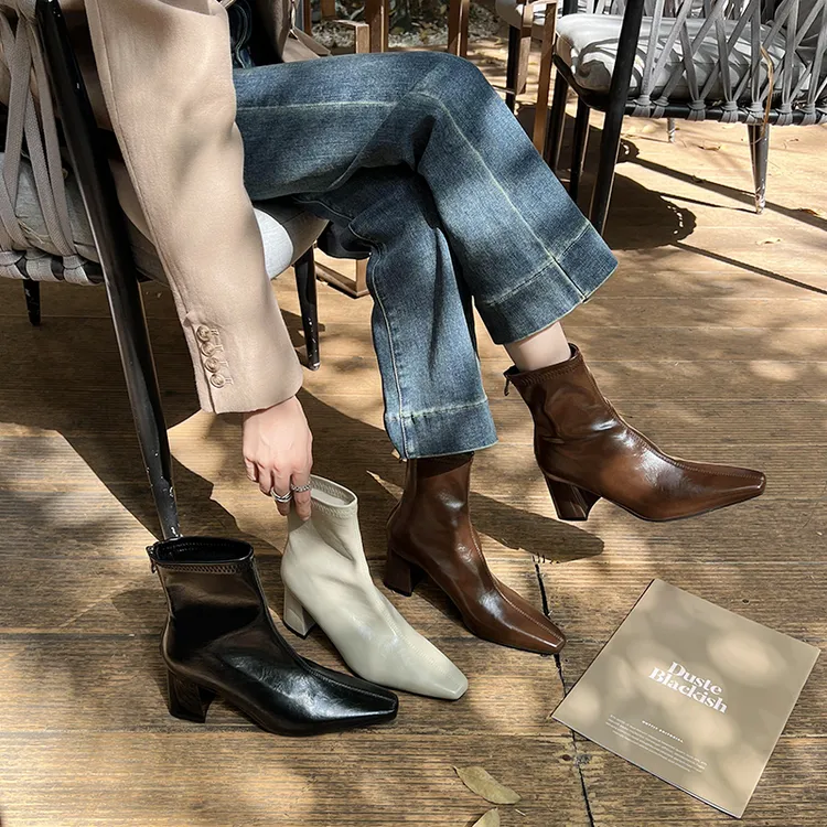 方头靴子短靴女2025秋冬靴子新款短筒女靴粗跟高跟鞋设计感瘦瘦靴