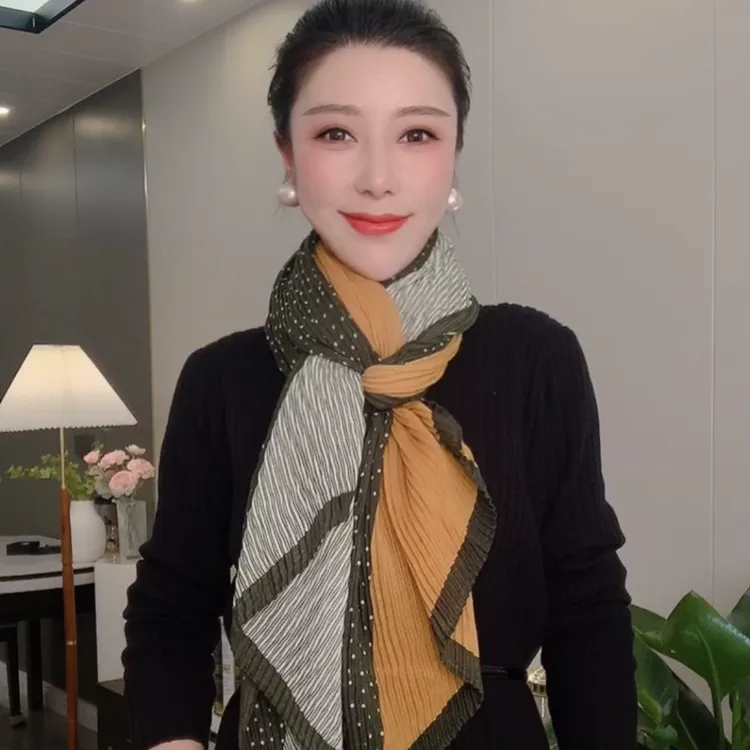 绿色拼接压皱围巾70*170cm