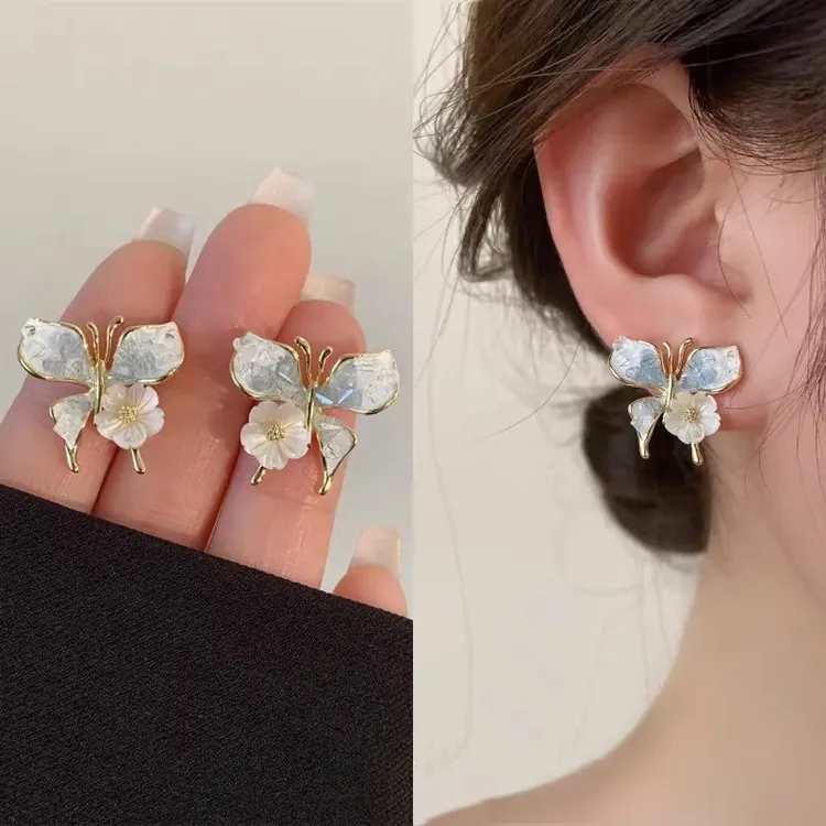 铜合金树脂耳饰 小众设计渐变蓝色蝴蝶耳钉时尚气质花朵耳环耳饰