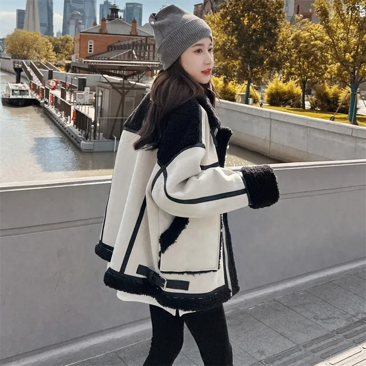 皮毛一体羊羔毛外套女冬季加厚2023新款设计感拼接加厚机车服上衣