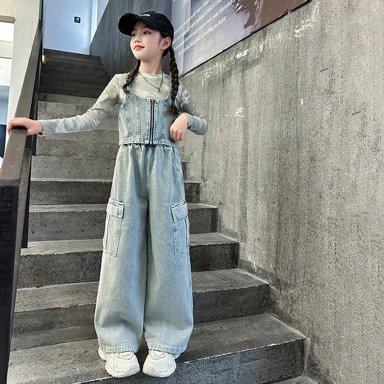 女童春秋洋气儿童套装2025新款时髦春装韩版女大童牛仔工装三件套