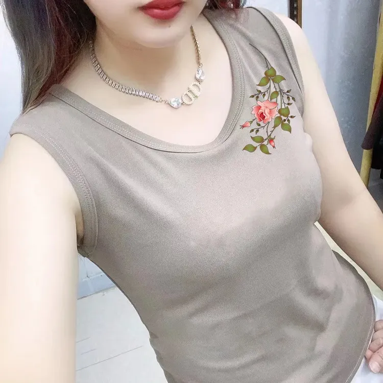 100%纯棉洋气背心上档次新款圆领吊带女外搭高档宽肩无袖背心夏女