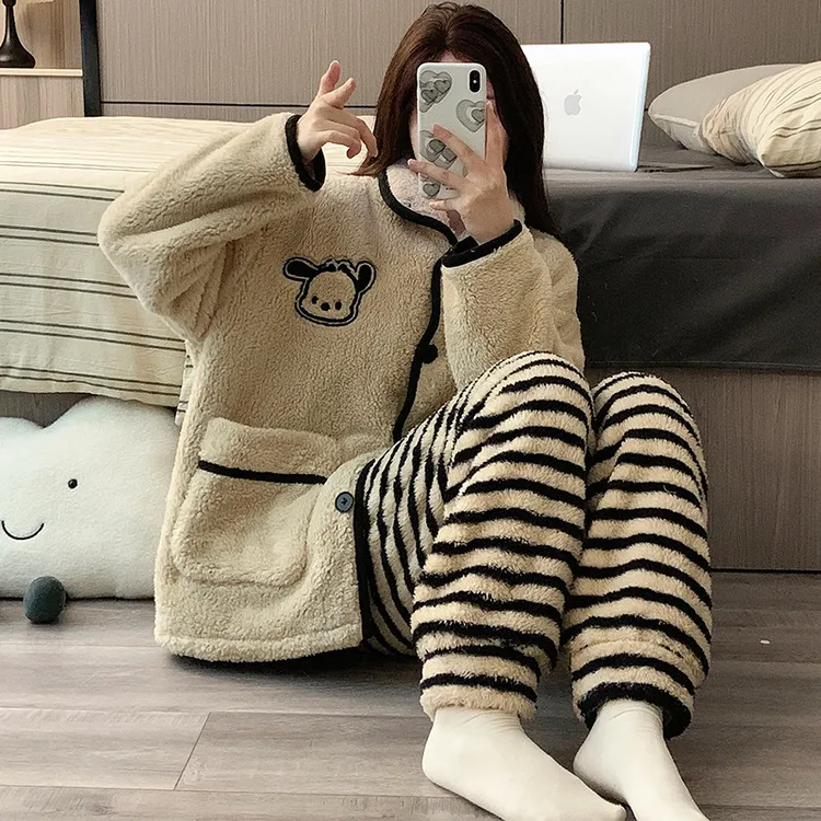 珊瑚绒睡衣女秋冬季法兰绒加厚帕恰狗2025新款大码网红家居服套装