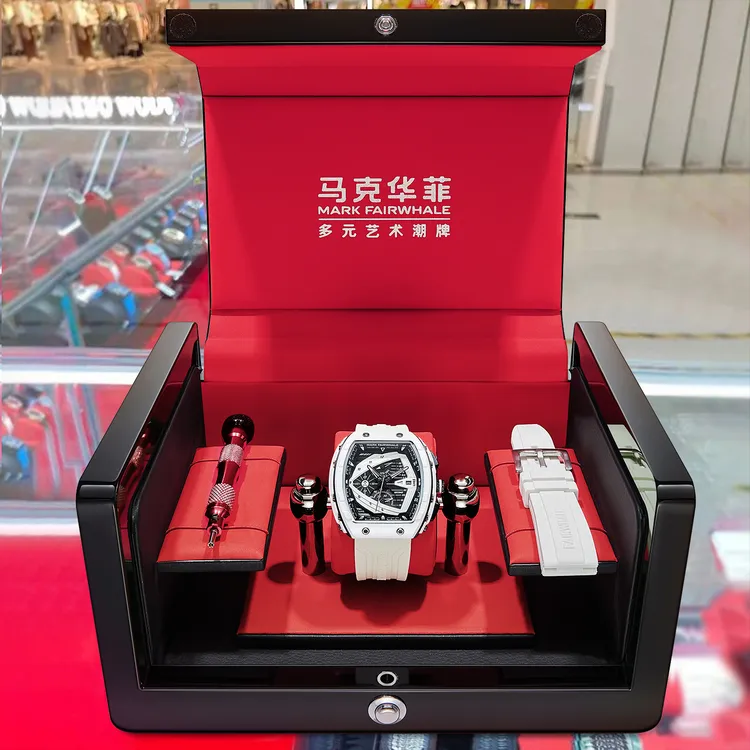 马克华菲【官方】正品酒桶型防水夜光男士全自动男时尚石英表5690